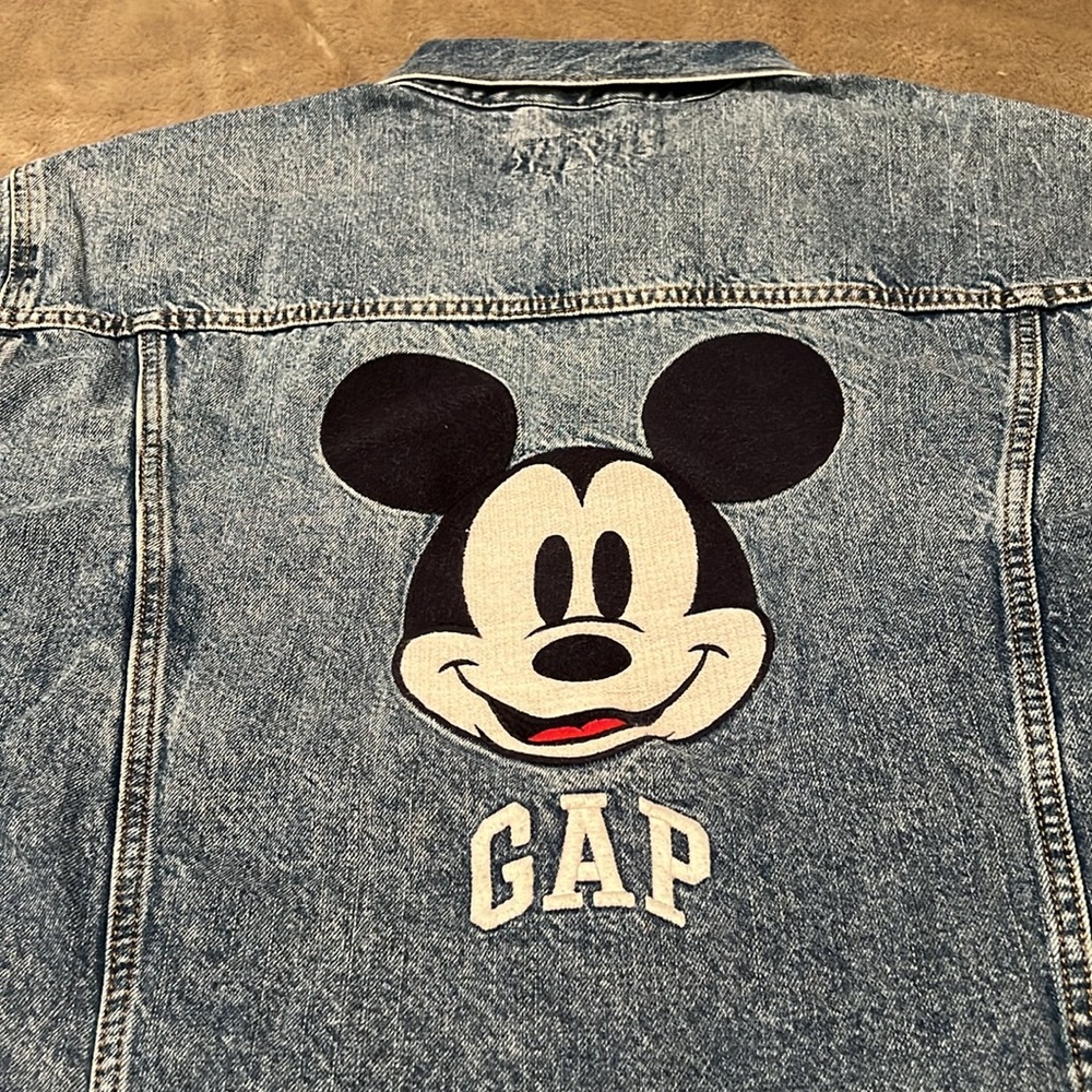New mens XXL GAP-DISNEY COLLABORATION full button down denim jacket, Collectors.